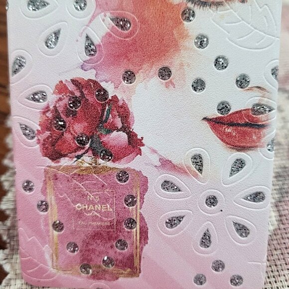 Compact Mirror - Picture 3 of 5